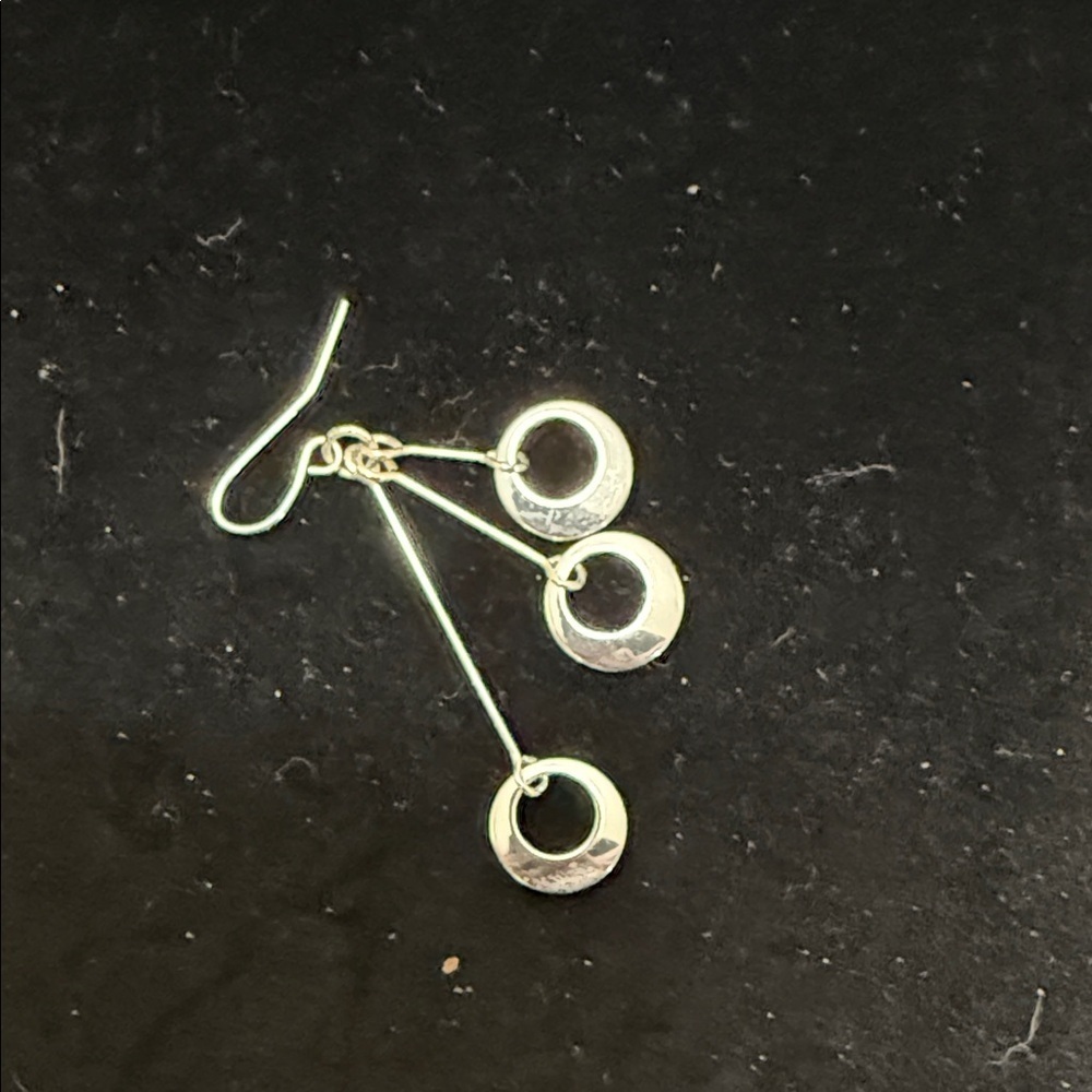 Elegant Silver Dangle Earrings - Picture 2 of 3